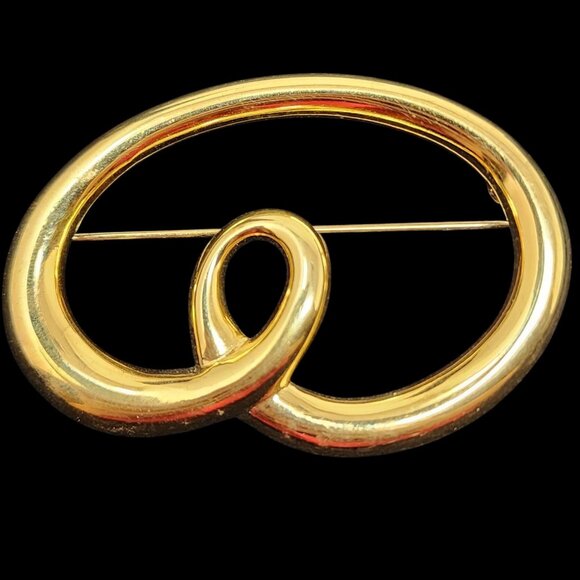 Vintage Monet Gold Tone Oval Brooch Pin - Picture 1 of 5
